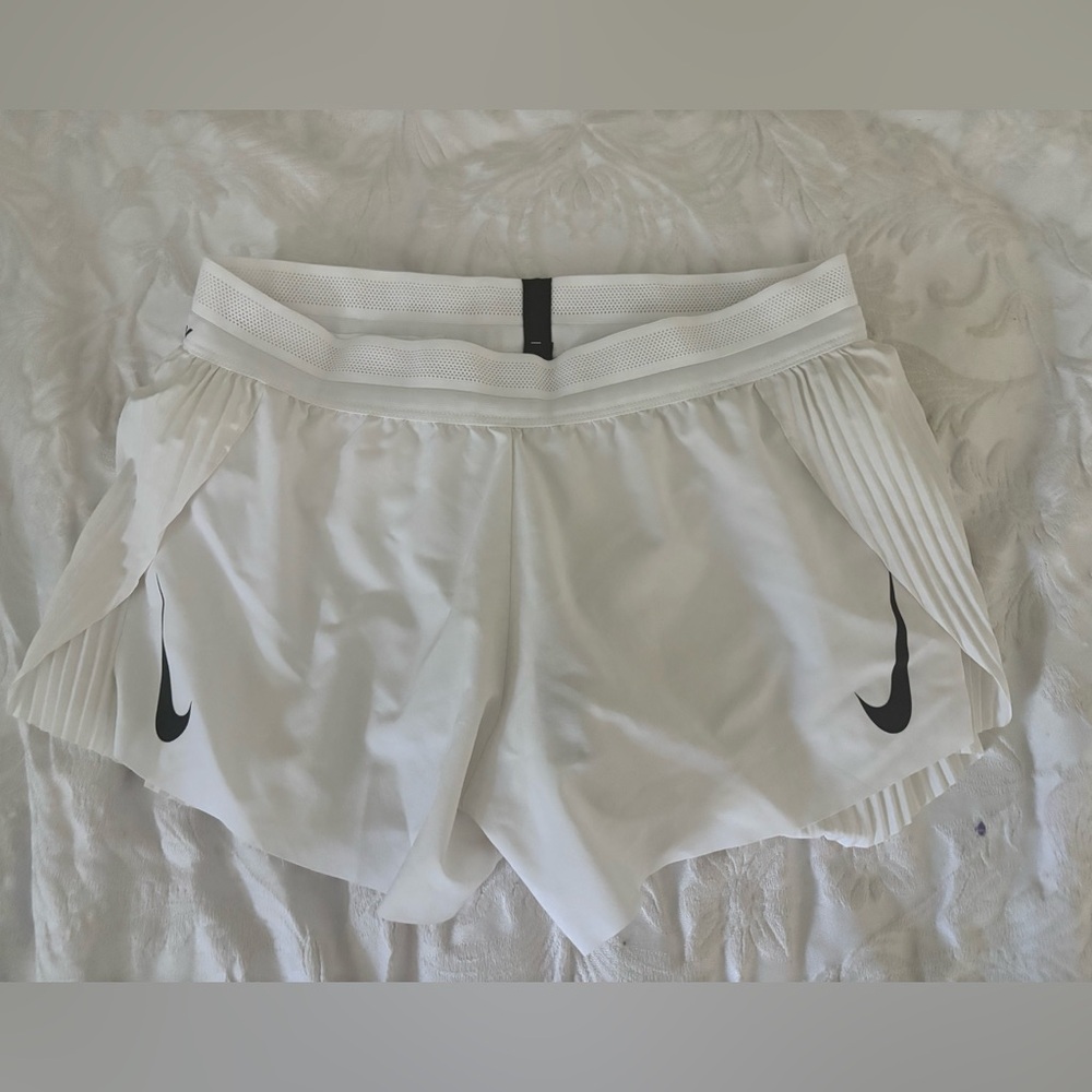 Nike Women's AeroSwift running shorts